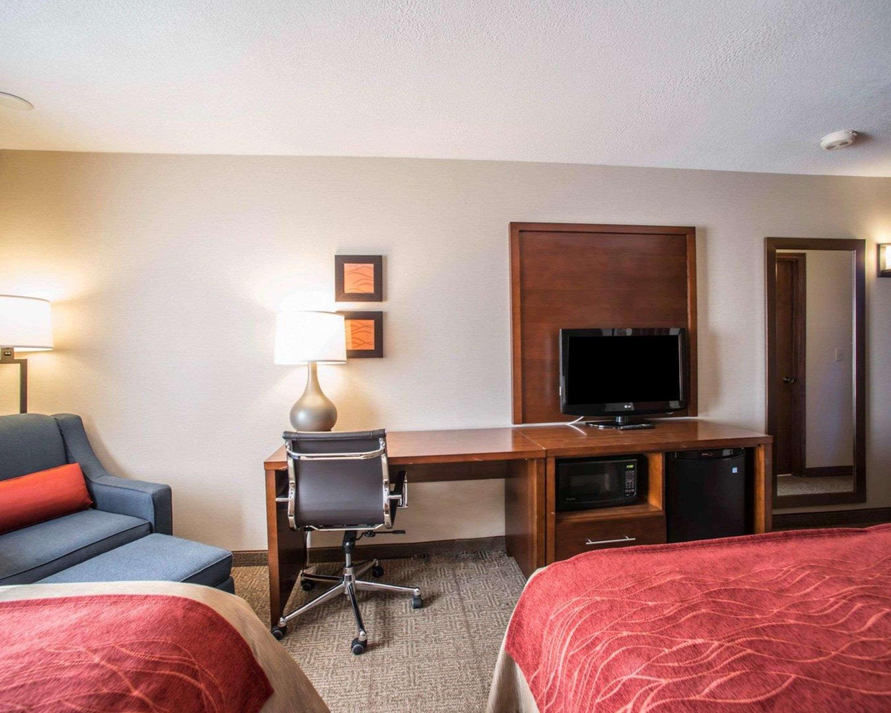 Quality Inn & Suites Boonville - Columbia المظهر الخارجي الصورة