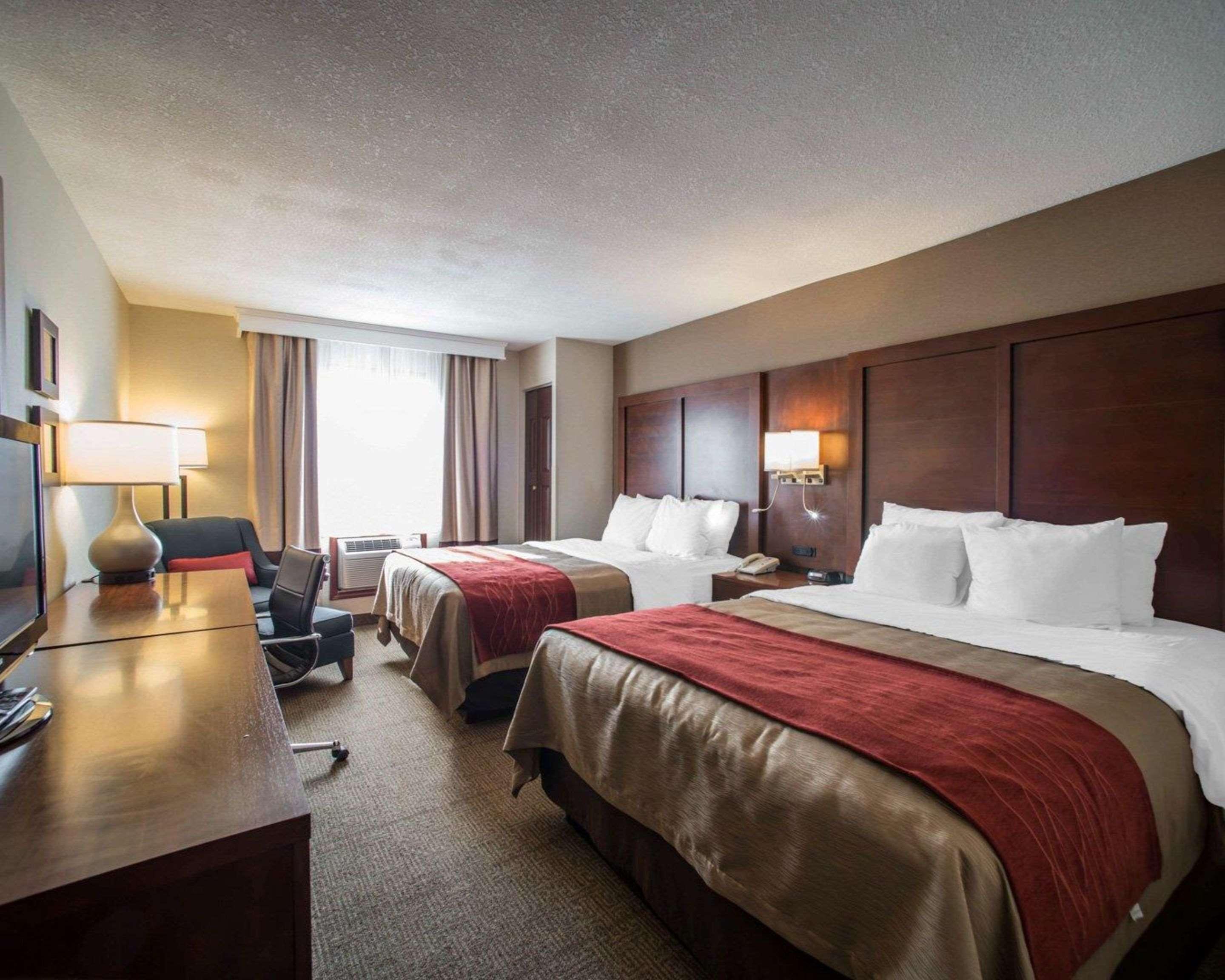 Quality Inn & Suites Boonville - Columbia المظهر الخارجي الصورة
