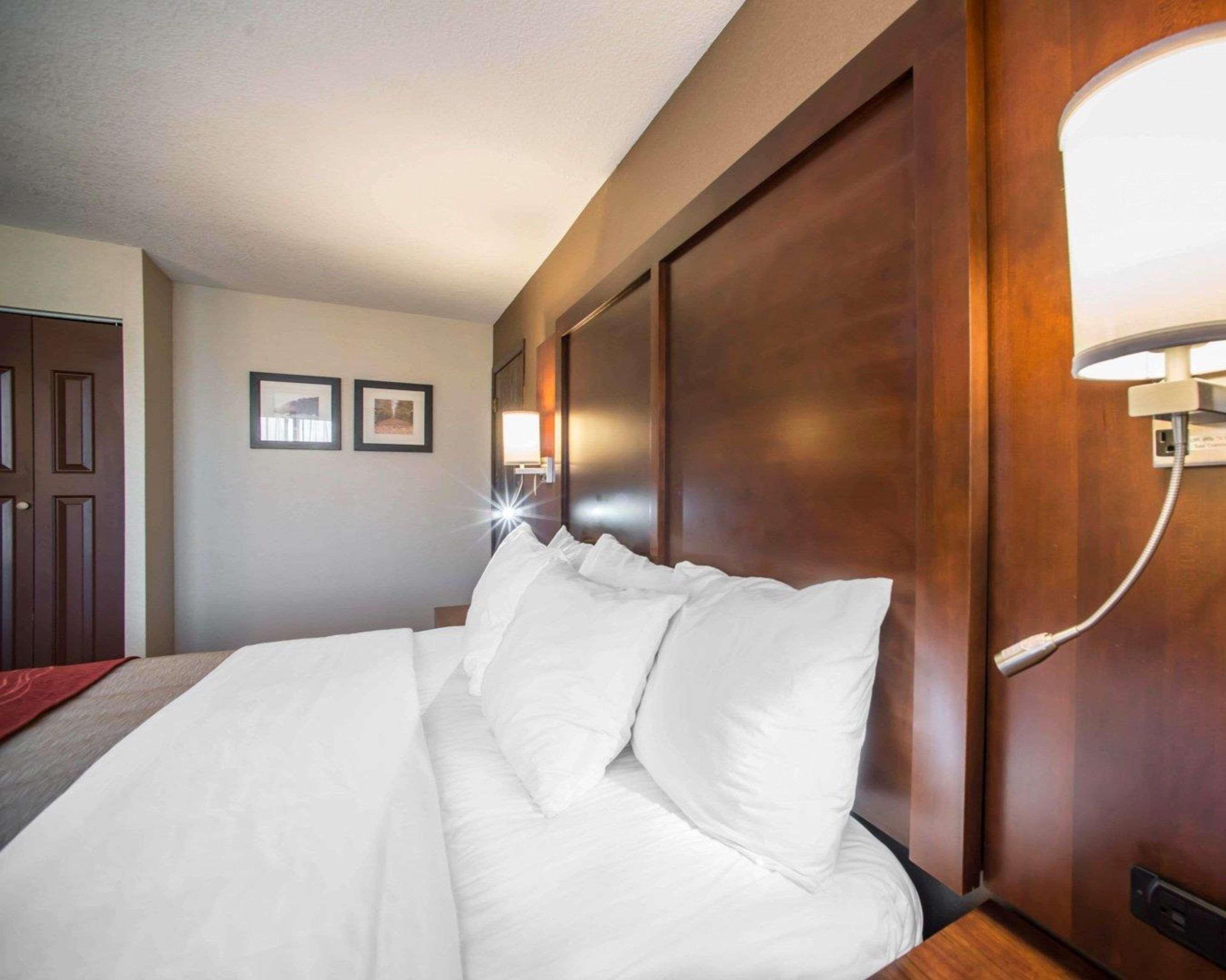 Quality Inn & Suites Boonville - Columbia المظهر الخارجي الصورة