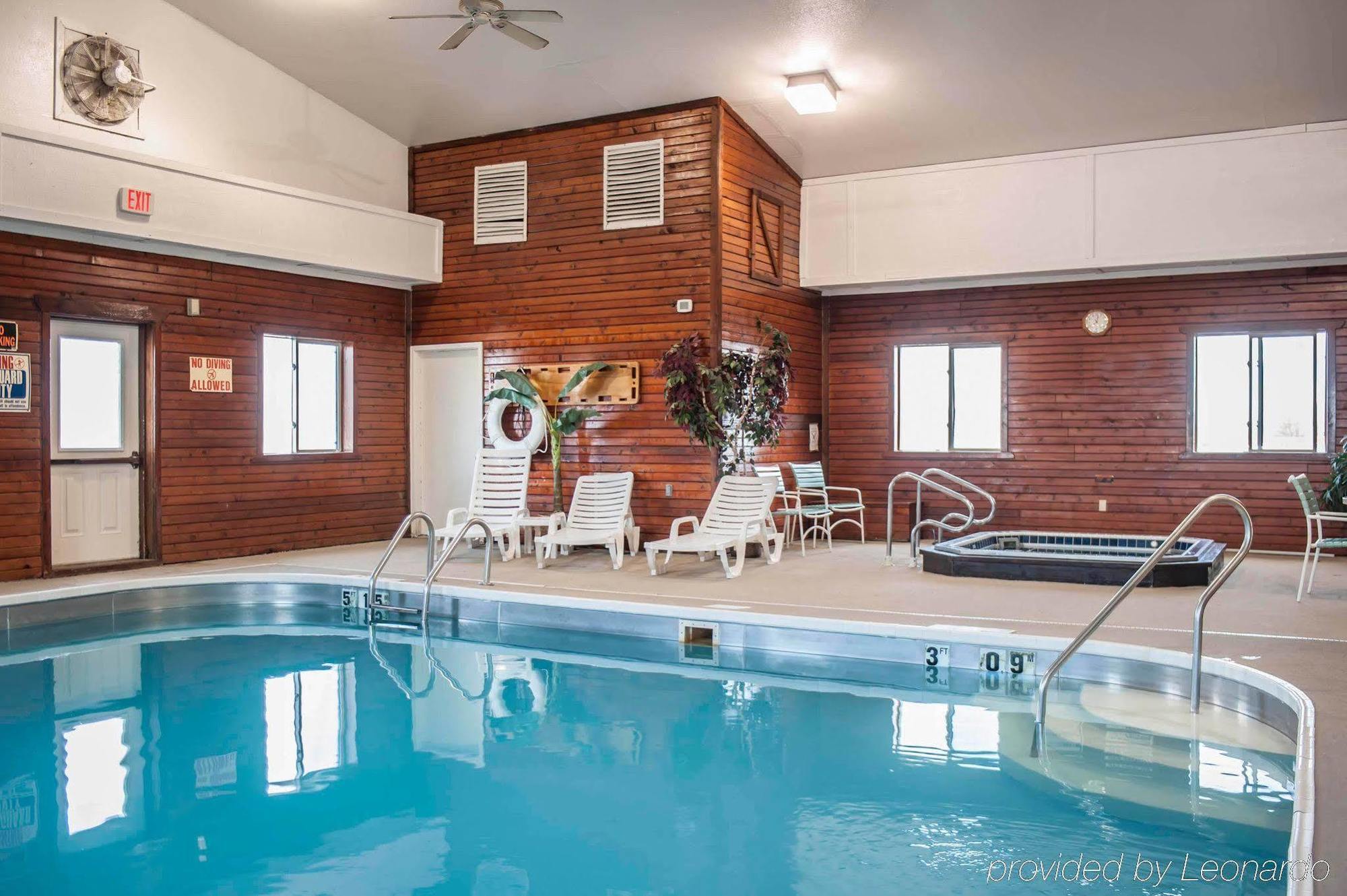 Quality Inn & Suites Boonville - Columbia المظهر الخارجي الصورة